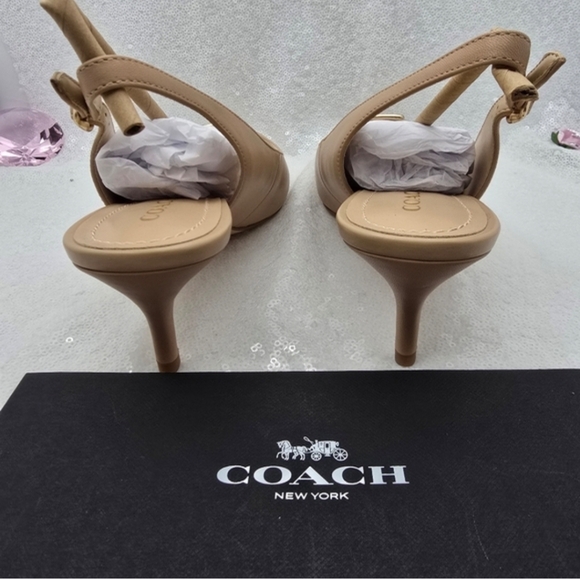 Coach Jillian Low Heel Classic Slingback Neutral Closed Toe Women's Sz 9 - Picture 5 of 12